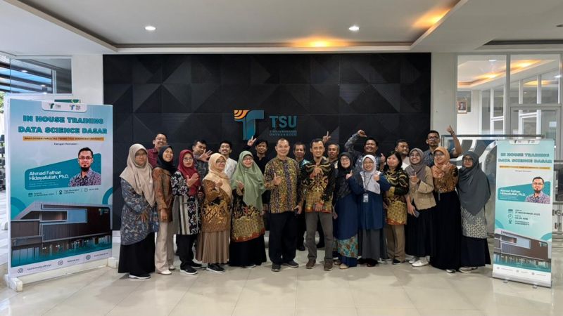 Peningkatan Kompetensi Internal: Mengasah Skill Data Science melalui In-House Training